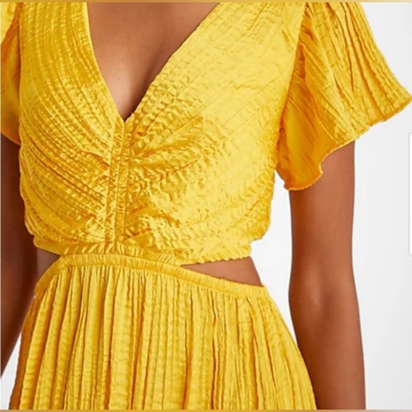 Express Satin V-Neck Flutter Sleeve Pleated Cutout Midi Dress Size S - Picture 3 of 13